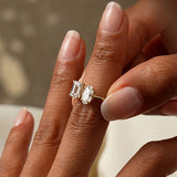 2.00 Ctw 14k Emerald & Oval Cut Toi et Moi Lab Grown Diamond Ring - Selen Ferkos Fine Jewelry