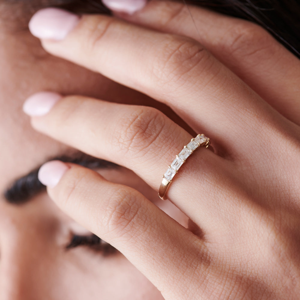 14k Prong Horizontal Set Emerald Cut Diamond Wedding Band – Ferkos