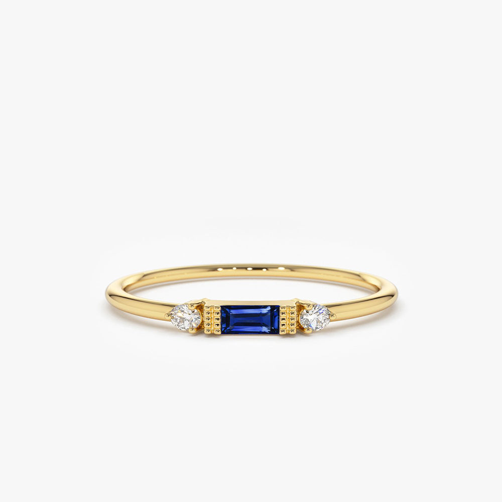 Sapphire ring with baguette diamonds Outlet