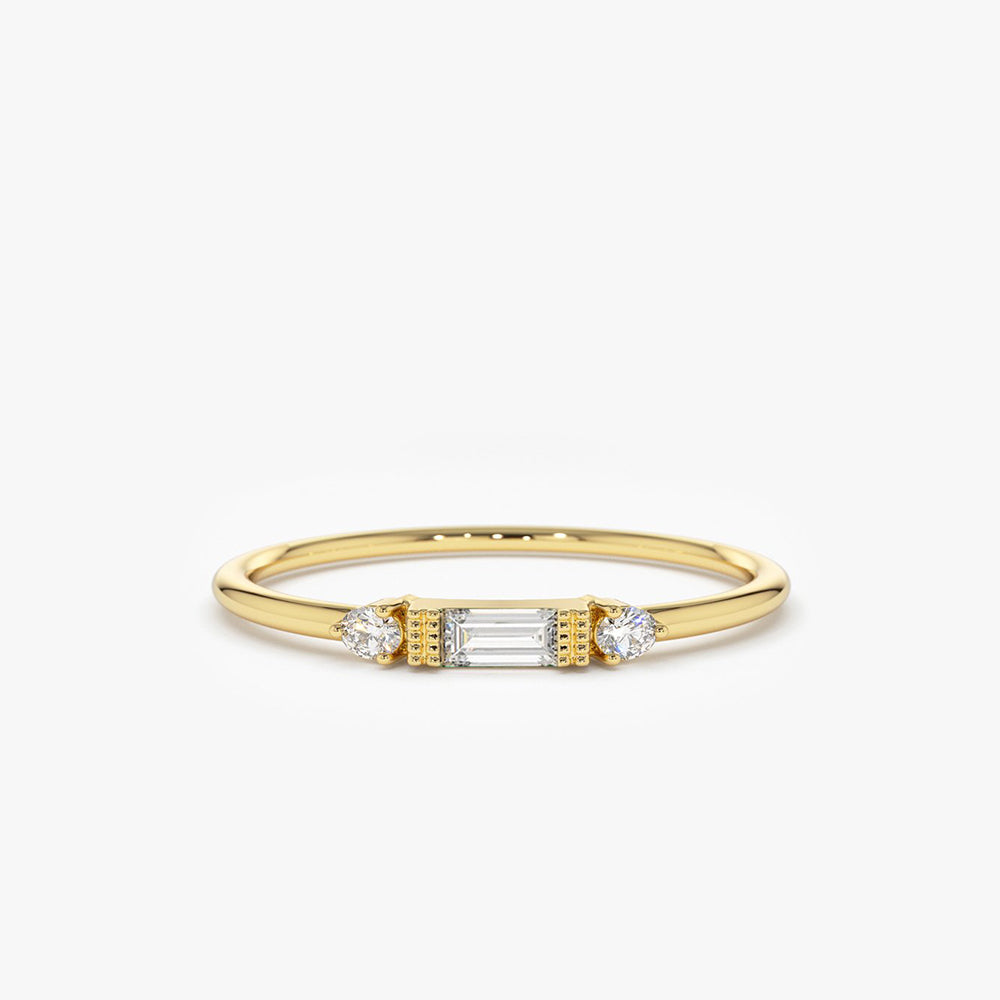 14K Gold Baguette and Round Diamond Ring 14K Gold / 4
