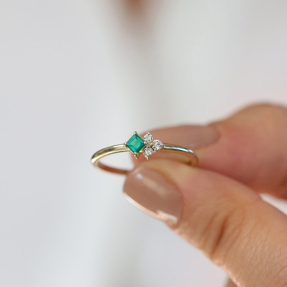14K Dainty Princess Cut Emerald and Diamond Ring – Ferkos Fine Jewelry
