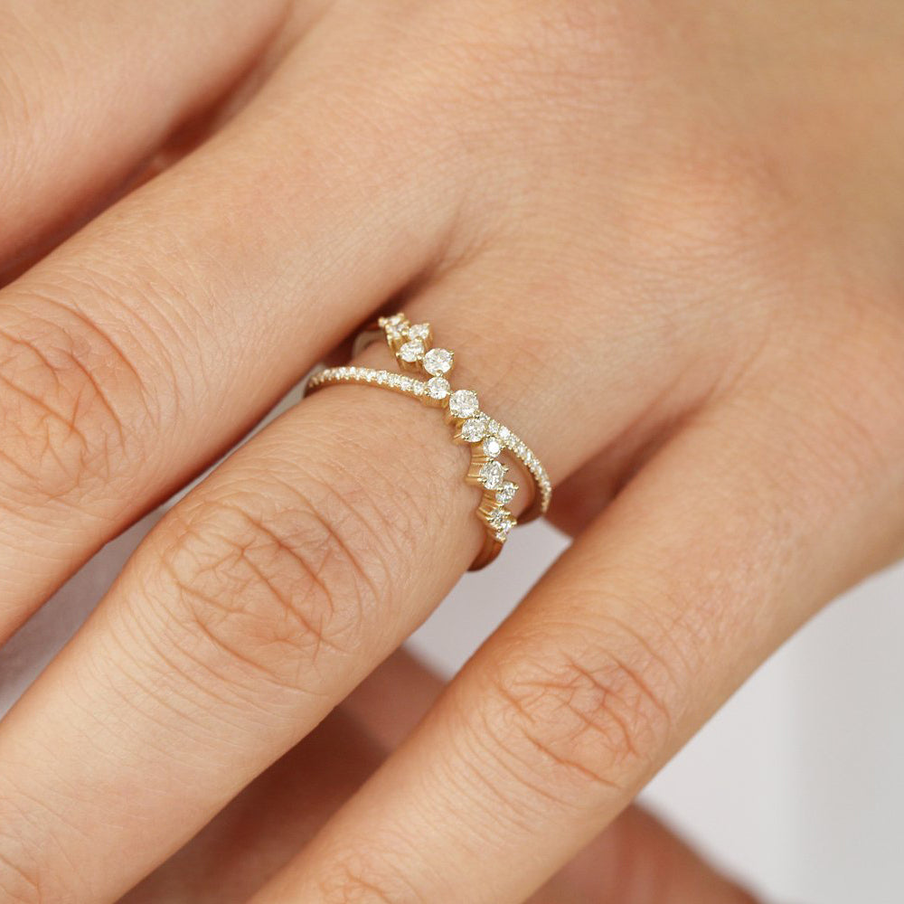 Star Shaped 14K Gold Diamond Ring / Stackable Thin Gold Band Diamond Ring / 14K Mini Star Ring with Micro Pave Setting / Graduation Gift White / 6 1/4
