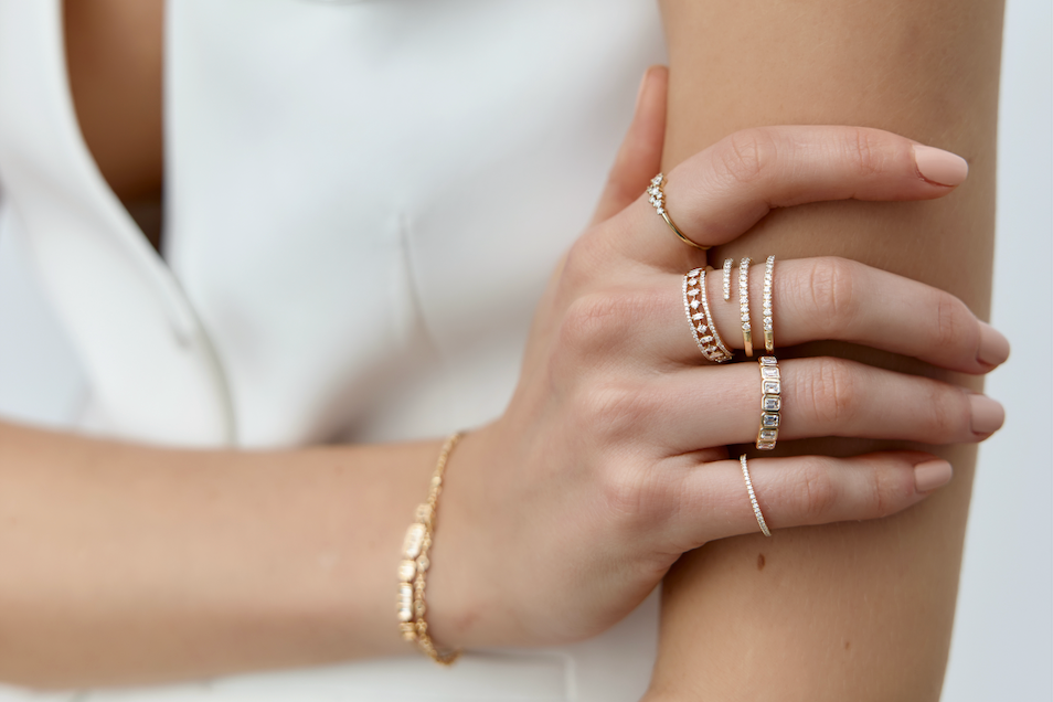 Custom Gold Jewelry Gifts for Every Occasion