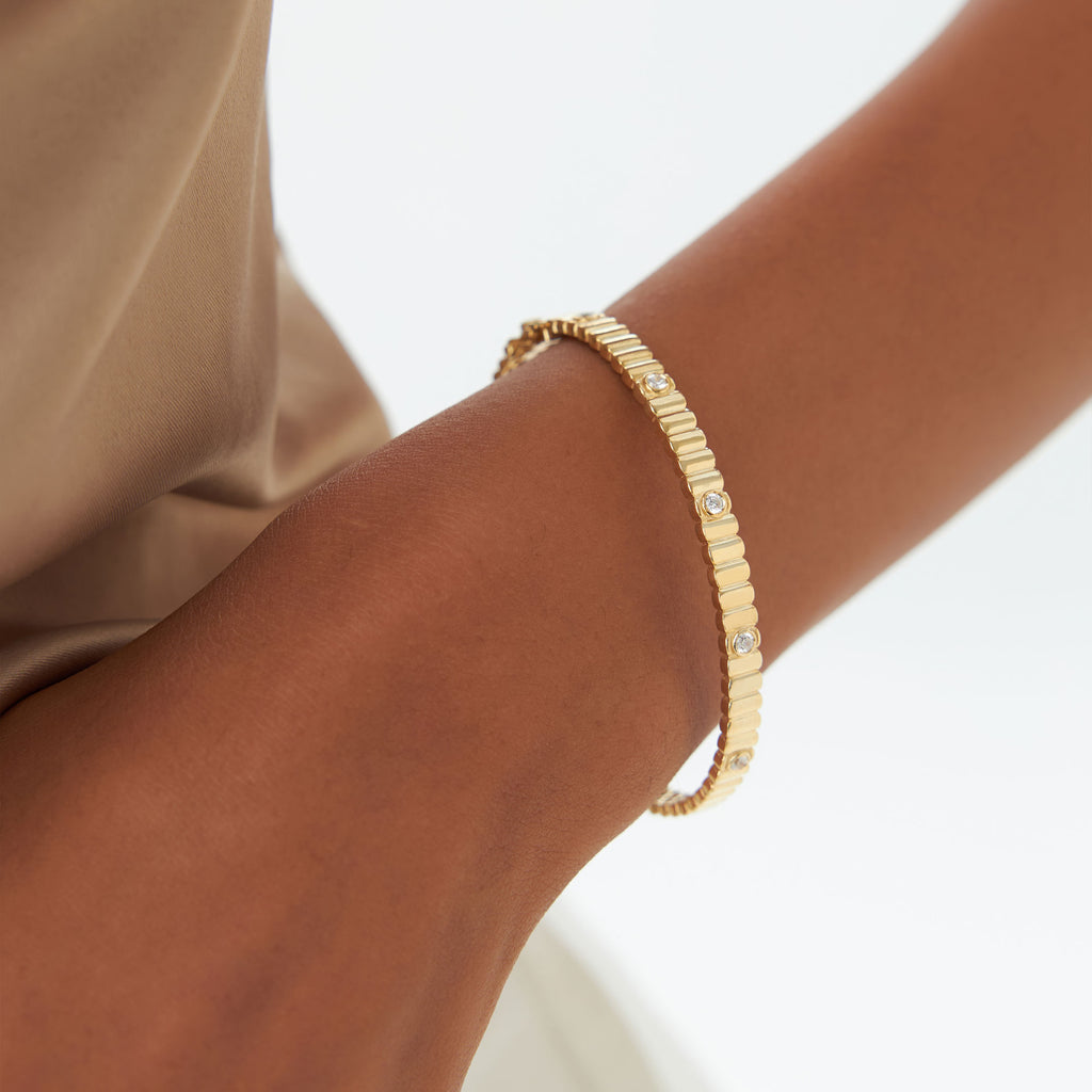Gold Rib Textured Bangle 14k Gold Ribbed Diamond Bangle Bracelet – Ferkos Fine Jewelry