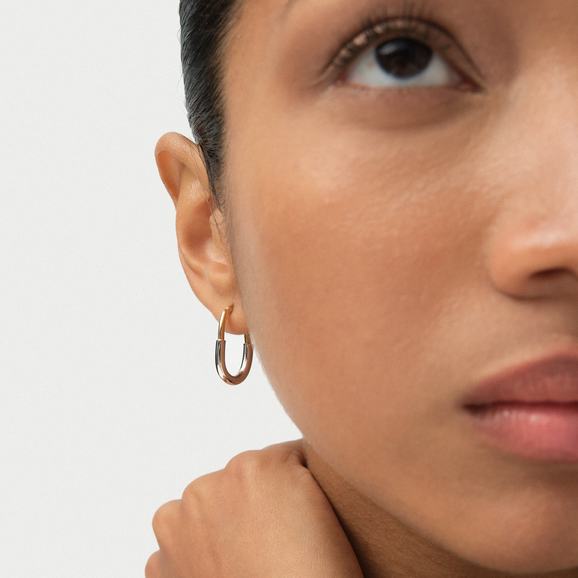 14k Gold Two Tone Oval Staple Hoop Earrings Ferkos Fine Jewelry