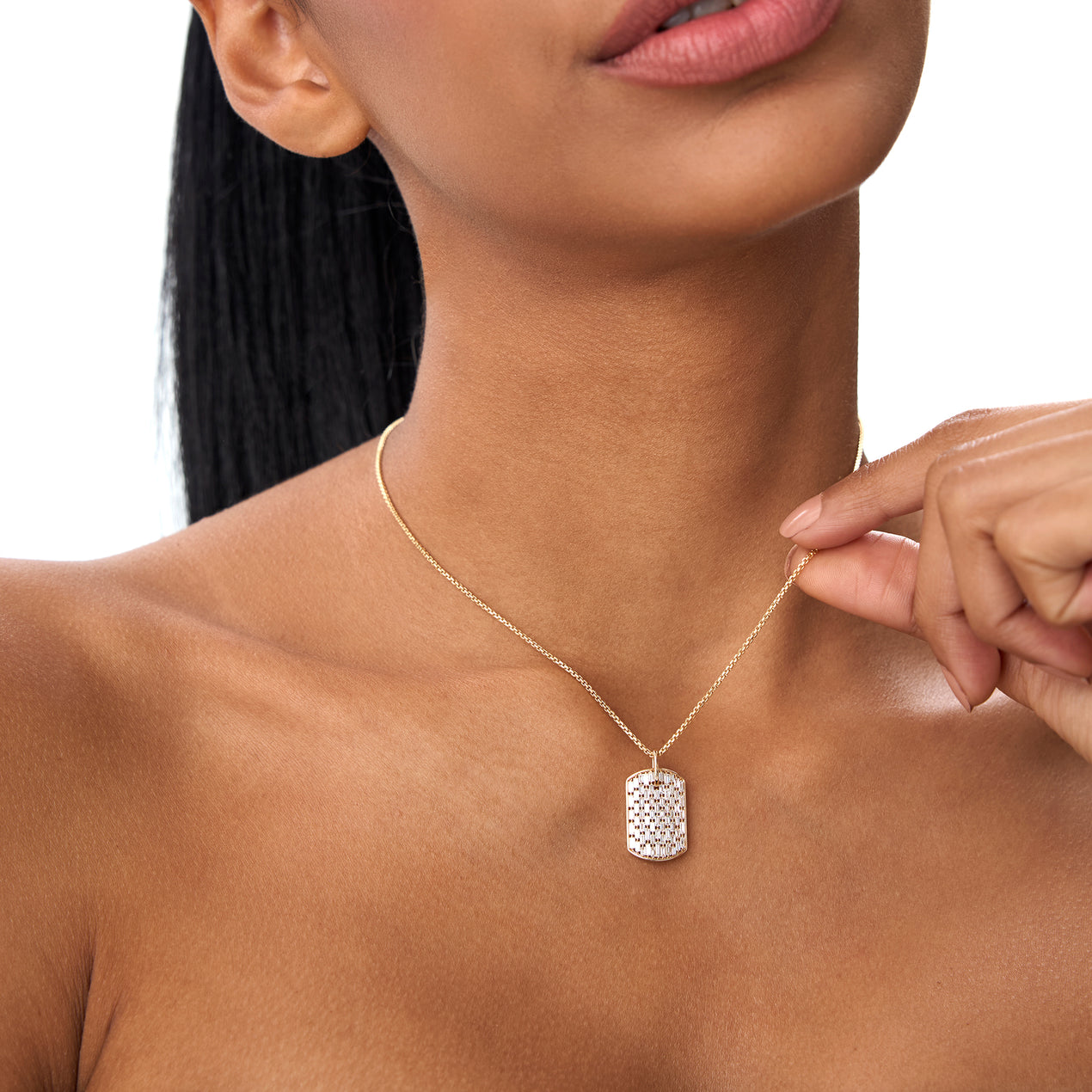 Woman Expensive Dog Tags 14K Baguette Diamond Dog Tag Pendant