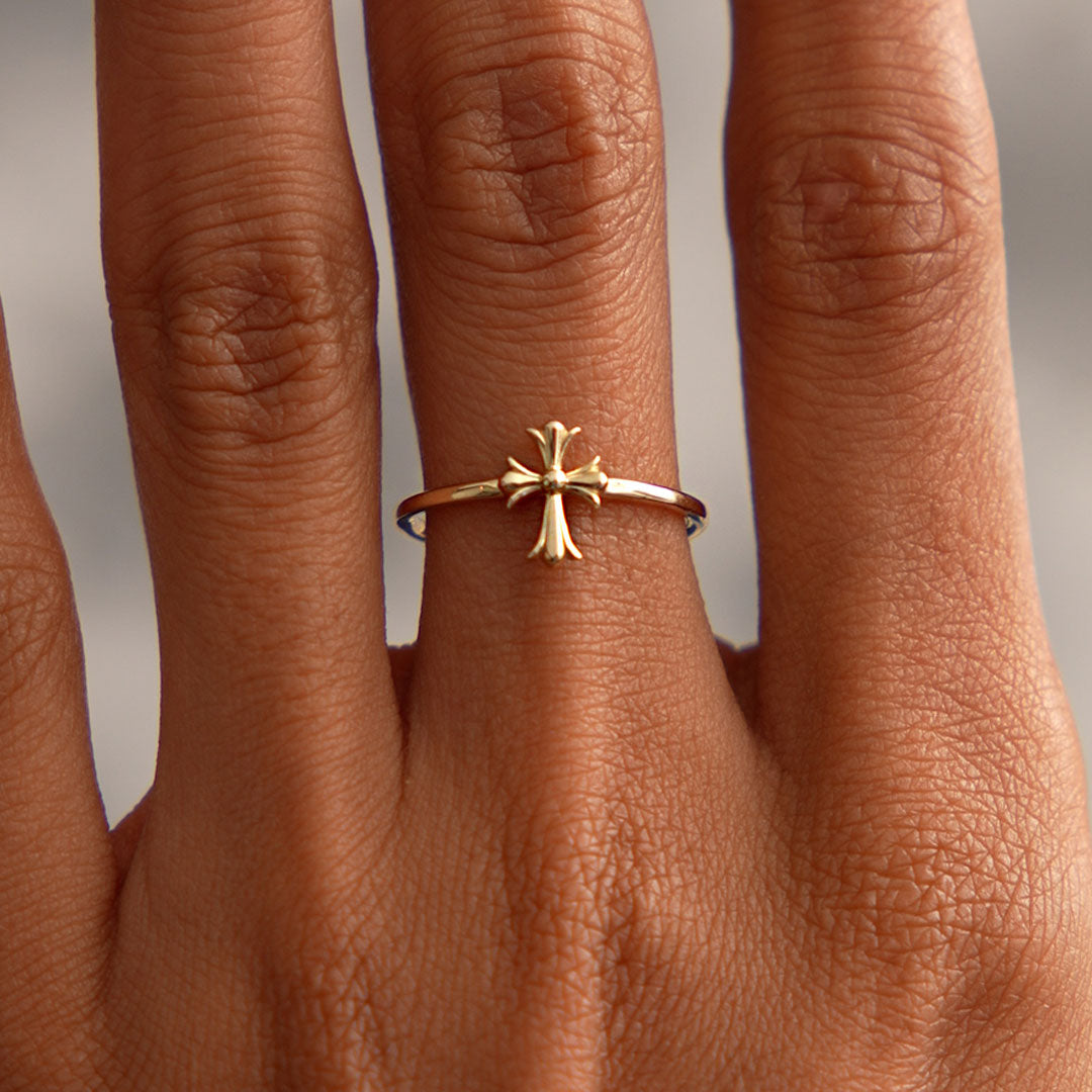 Chrome Hearts クロスバンドリング ゴールドカラー 14K Cathedral Cross Band Ring – Ferkos Fine Jewelry