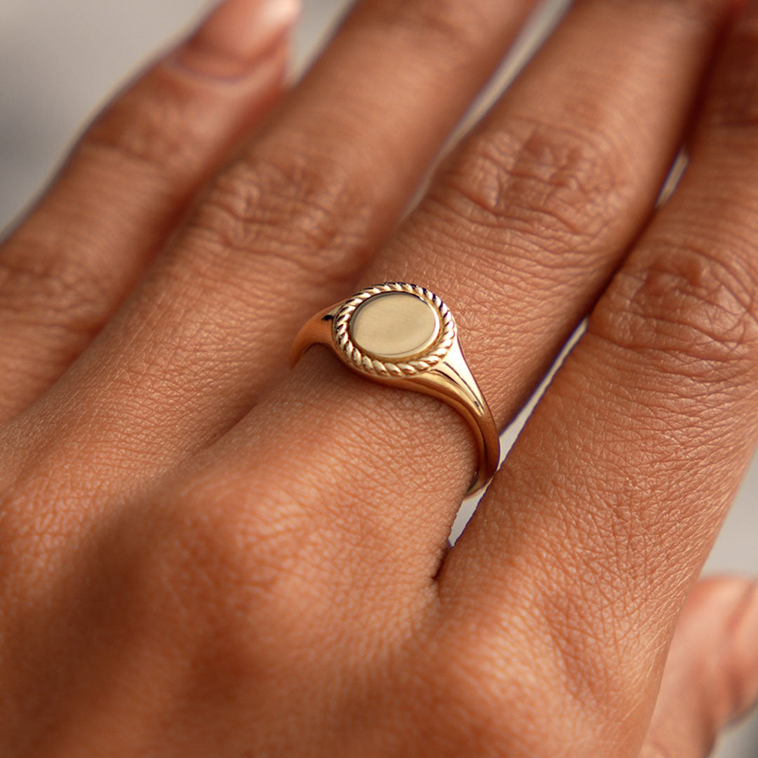 14K Rope Border Oval Signet Ring – Ferkos Fine Jewelry